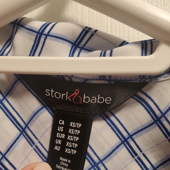 Stork and Babe Sleeveless Maternity Blouse - Picture 4 of 4
